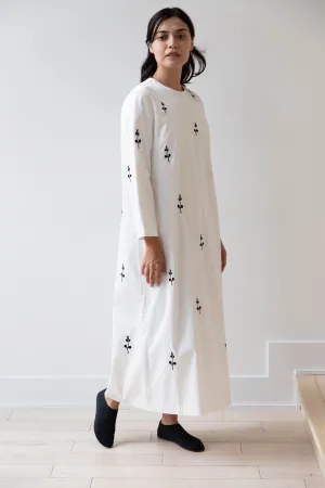 Delegan | Ivory Dress with Embroidery