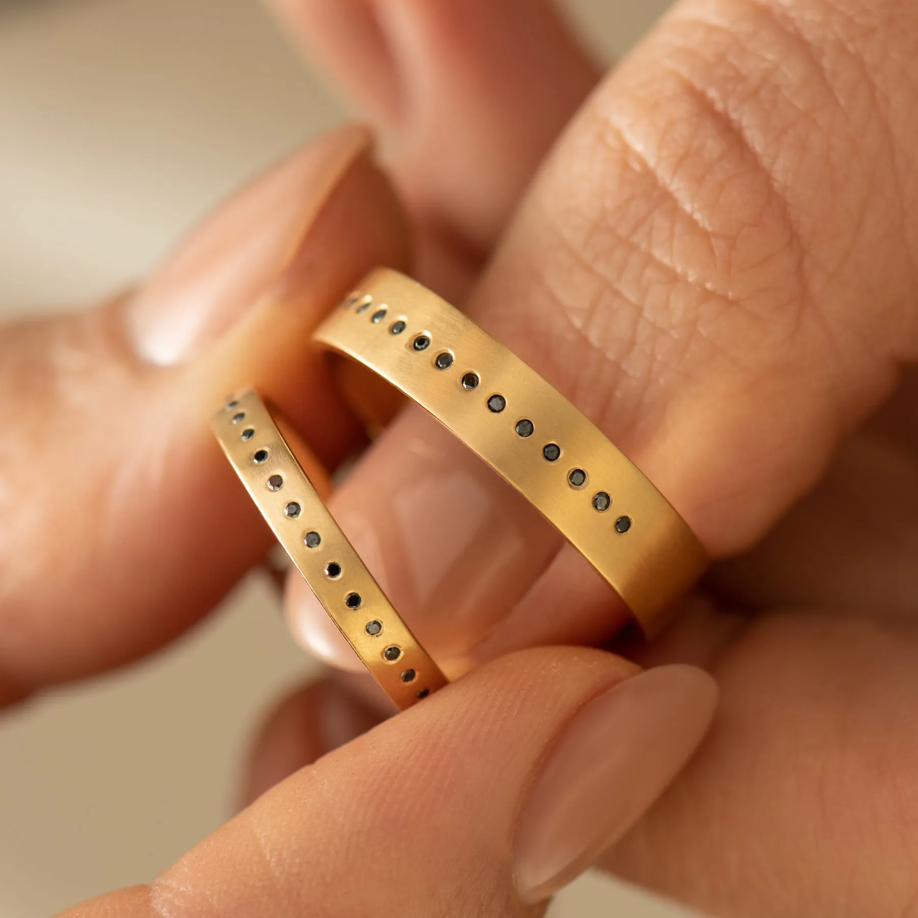 Dice Unisex Black Diamond Wedding Band Set