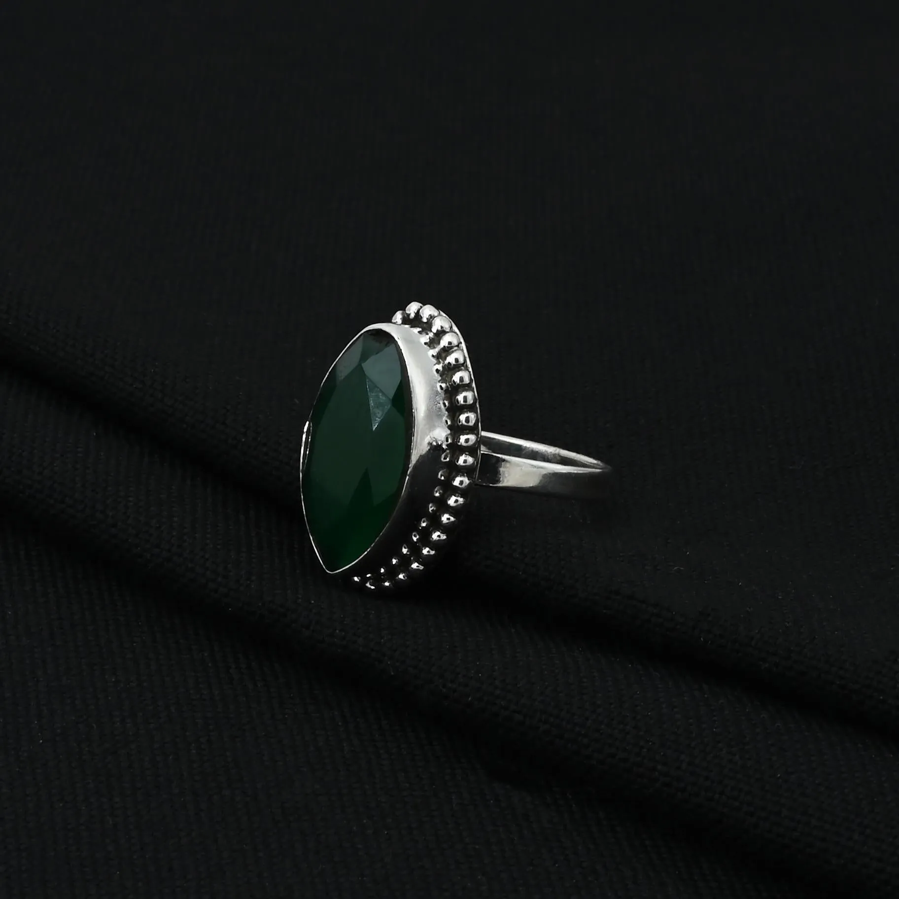 Silver Exquisite Green Stone Ring